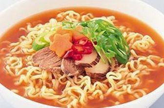我都吃方便面了，我还在乎健康？